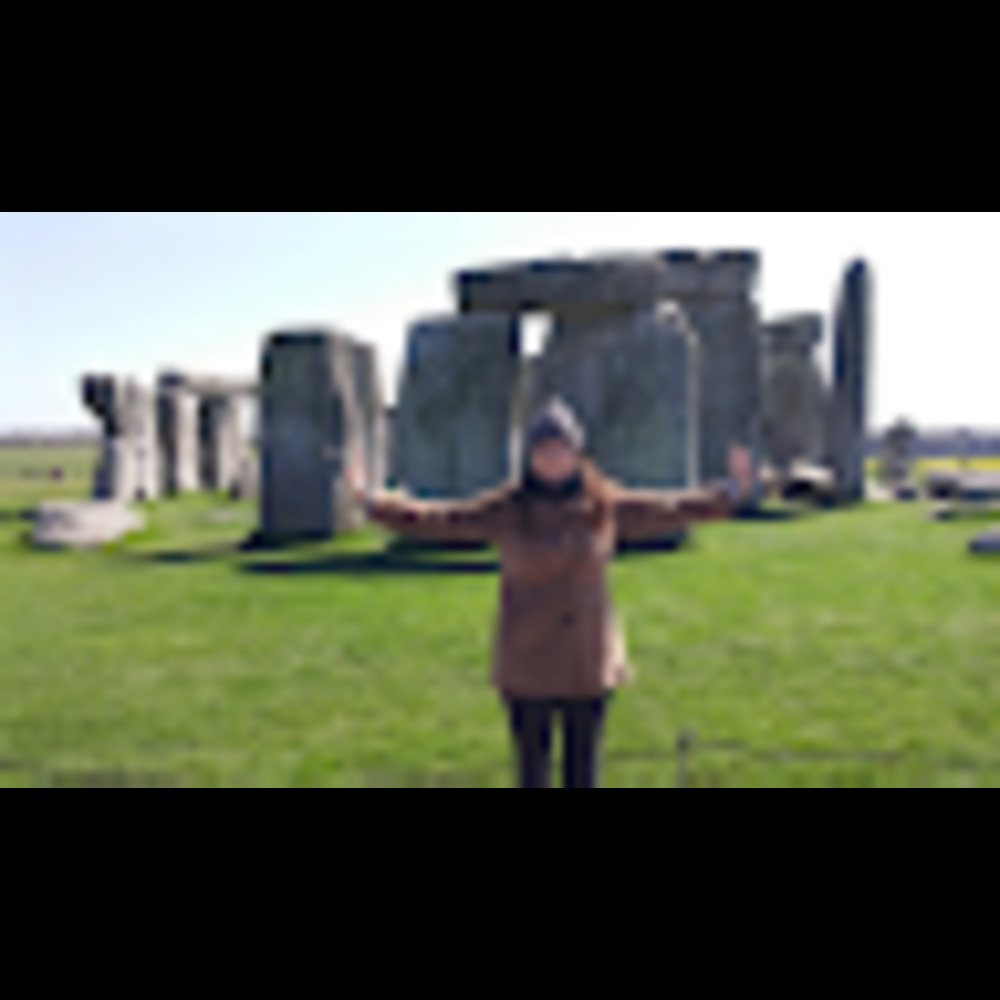 Meet your Posher, Laura